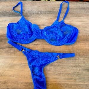 Never before worn bra and panty set.
Bra and panty set is too big.